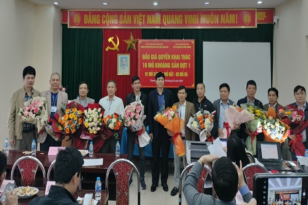 Việc đưa ra đấu gi&amp;aacute; th&amp;agrave;nh c&amp;ocirc;ng c&amp;aacute;c mỏ đất, c&amp;aacute;t, đ&amp;aacute; tr&amp;ecirc;n địa b&amp;agrave;n tỉnh Thanh H&amp;oacute;a sẽ g&amp;oacute;p phần đ&amp;aacute;p ứng nhu cầu vật liệu tr&amp;ecirc;n địa b&amp;agrave;n tỉnh Thanh H&amp;oacute;a đối với c&amp;aacute;c dự &amp;aacute;n trọng điểm của tỉnh