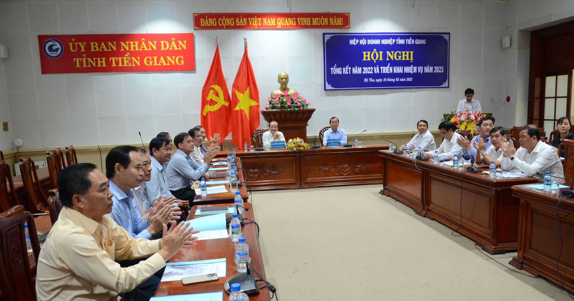 Quang cảnh hội nghị