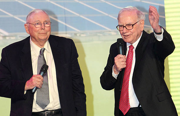 Warren Buffett v&amp;agrave; Charlie Munger.