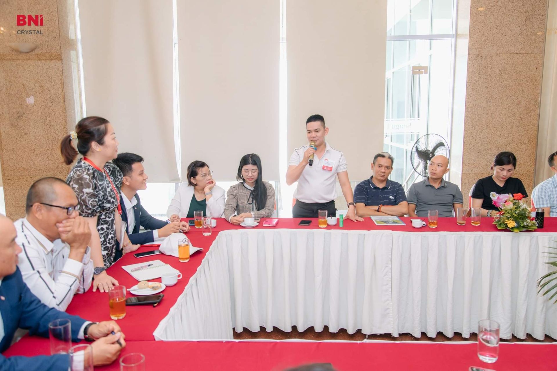 H&amp;igrave;nh ảnh tại buổi sinh hoạt BNI Chapter Crystal