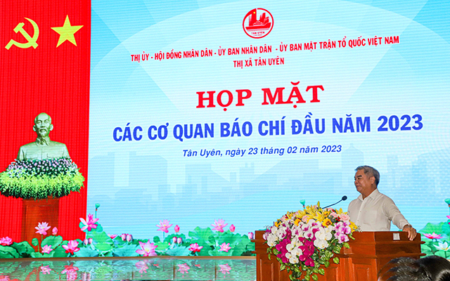 &amp;Ocirc;ng Đo&amp;agrave;n Hồng Tươi - Ph&amp;oacute; B&amp;iacute; thư Thị ủy, Chủ tịch UBND thị x&amp;atilde; ph&amp;aacute;t biểu