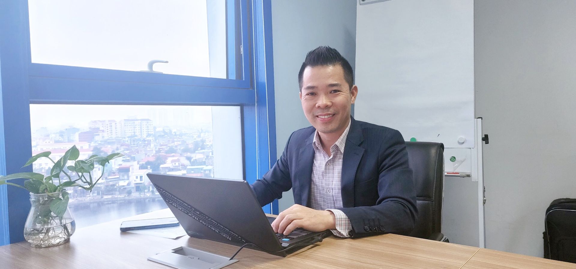 H&amp;agrave; Ngọc Hưng - Tổng Gi&amp;aacute;m đốc C&amp;ocirc;ng ty Business Coaching Việt Nam, Gi&amp;aacute;m đốc V&amp;ugrave;ng BNI Hải Ph&amp;ograve;ng Quảng Ninh Hải Dương.