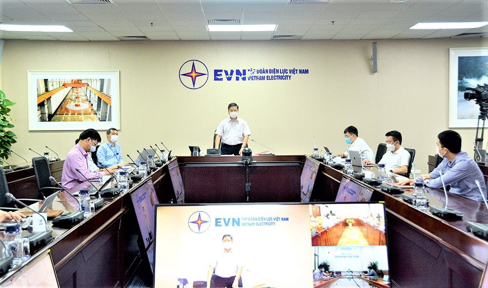 Ủy ban Quản l&amp;yacute; vốn muốn Nh&amp;agrave; nước tiếp tục giữ 100% vốn tại EVN