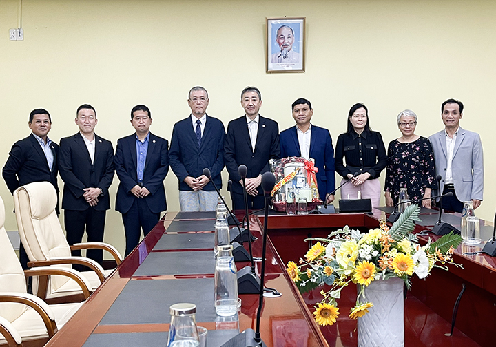 Ph&amp;oacute; Chủ tịch Thường trực UBND th&amp;agrave;nh phố Hồ Kỳ Minh chủ tr&amp;igrave; buổi l&amp;agrave;m việc với Hiệp hội doanh nghiệp Nhật Bản tại Đ&amp;agrave; Nẵng do &amp;ocirc;ng Nakaga