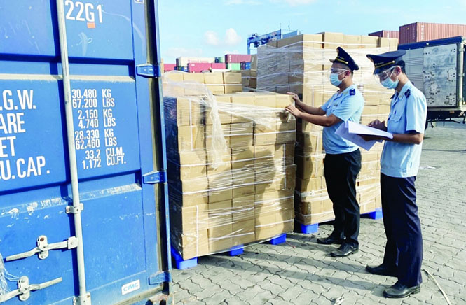 Năm 2023, Tổng cục Hải quan đặt 10 chỉ ti&amp;ecirc;u tạo thuận lợi tối đa cho doanh nghiệp giao thương