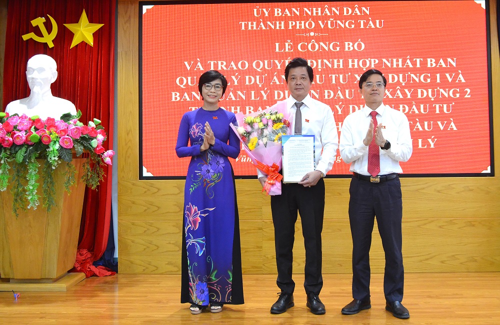 &amp;Ocirc;ng Đo&amp;agrave;n Hải Linh  nhận quyết định bổ nhiệm l&amp;agrave;m Gi&amp;aacute;m đốc Ban quản l&amp;yacute; dự &amp;aacute;n đầu tư X&amp;acirc;y dựng TP.Vũng T&amp;agrave;u