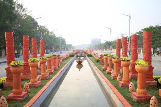 Vĩnh Long: Khai mạc đường gốm và hoa dài nhất Việt Nam và đón nhận kỷ lục guinness