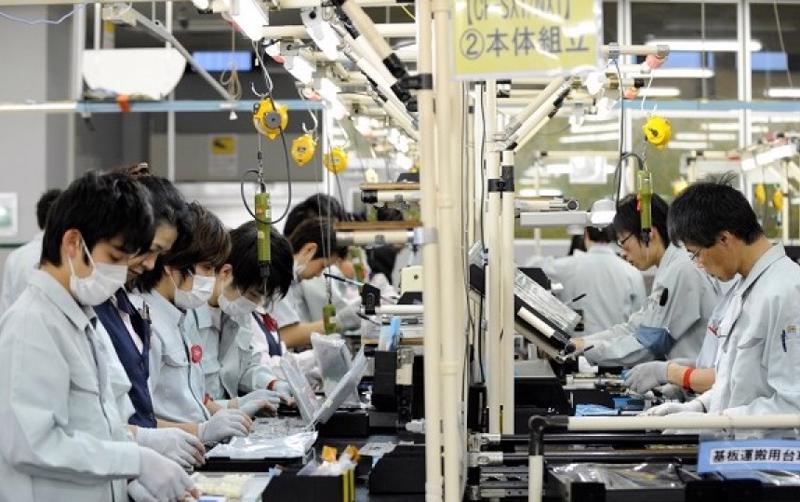 Cắt giảm nhiều thủ tục tạo điều kiện thuận lợi cho h&amp;agrave;ng ng&amp;agrave;n lao động muốn xuất ngoại