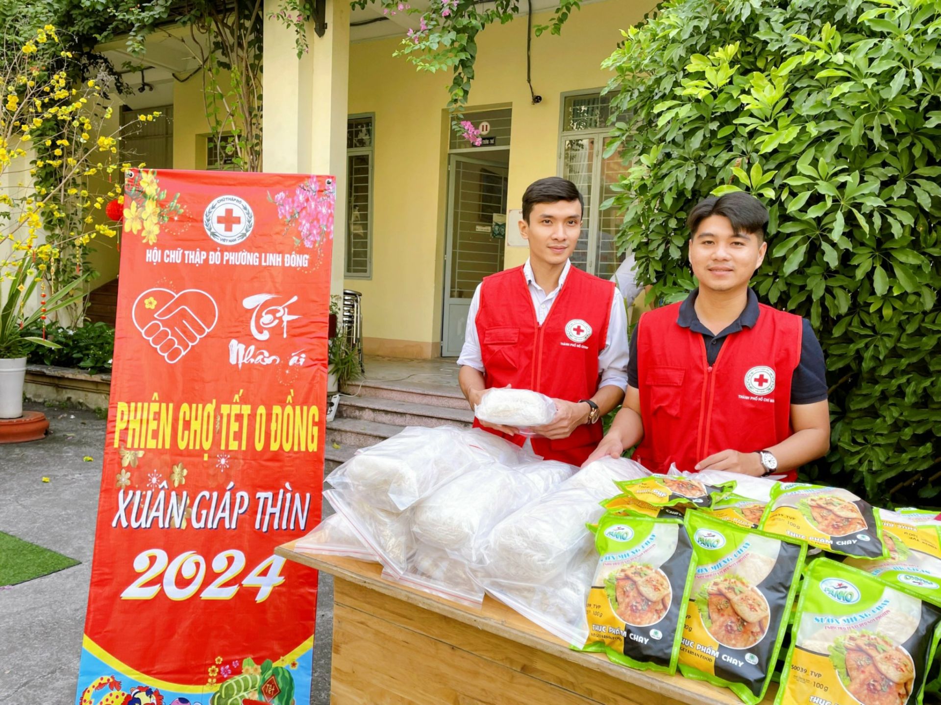 Phi&amp;ecirc;n Chợ Tết 0 đồng &amp;ldquo;Xu&amp;acirc;n y&amp;ecirc;u thương &amp;ndash; Tết B&amp;igrave;nh An&amp;rdquo; tại phường Linh Đ&amp;ocirc;ng, Thủ Đức