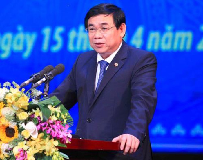 &amp;Ocirc;ng Phan Đức T&amp;uacute; (sinh năm 1964) - chủ tịch BIDV