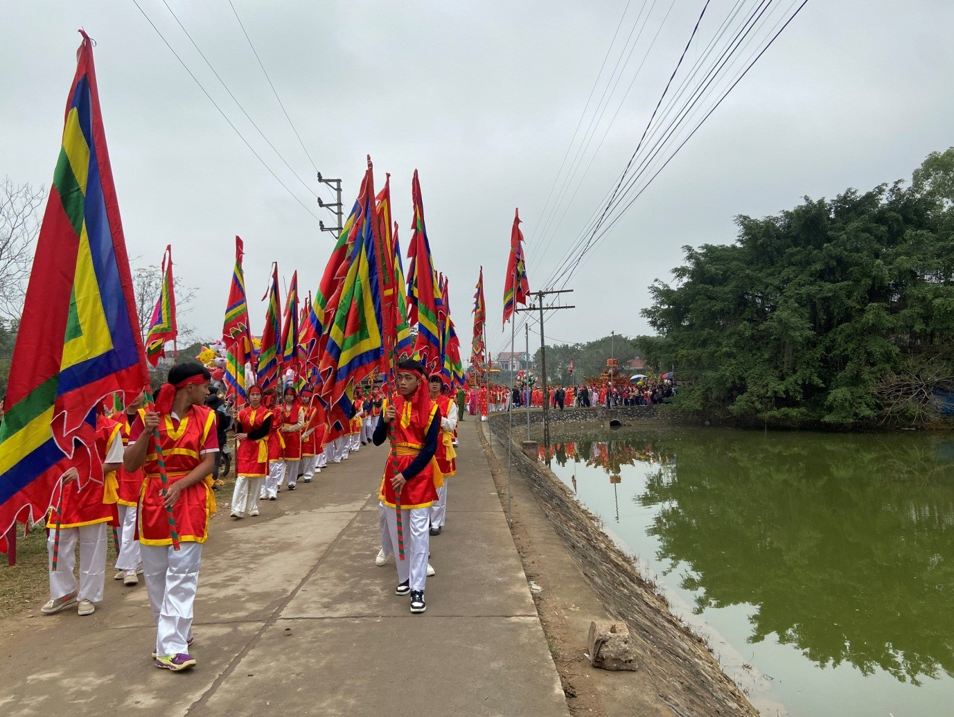 Lễ rước kiệu đền Du Yến (x&amp;atilde; Ch&amp;iacute; Ti&amp;ecirc;n, huyện Thanh Ba)