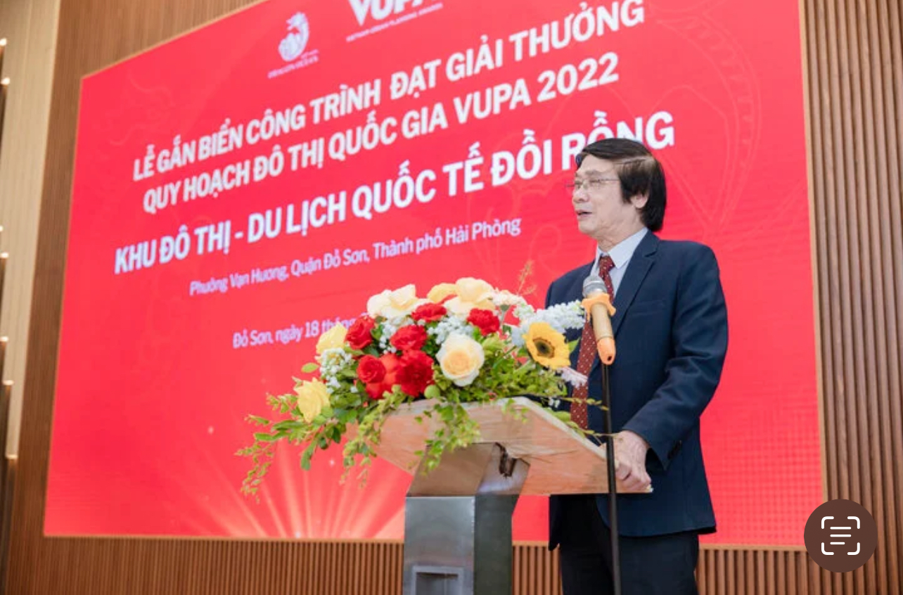 &amp;Ocirc;ng Trần Ngọc Ch&amp;iacute;nh - Chủ tịch Hội Quy hoạch Ph&amp;aacute;t triển đ&amp;ocirc; thị Việt Nam ph&amp;aacute;t biểu tại sự kiện
