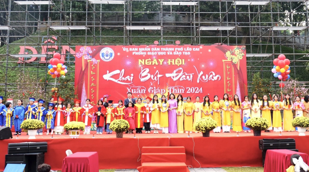 L&amp;agrave;o Cai tổ chức Ng&amp;agrave;y hội Khai b&amp;uacute;t đầu Xu&amp;acirc;n 2024