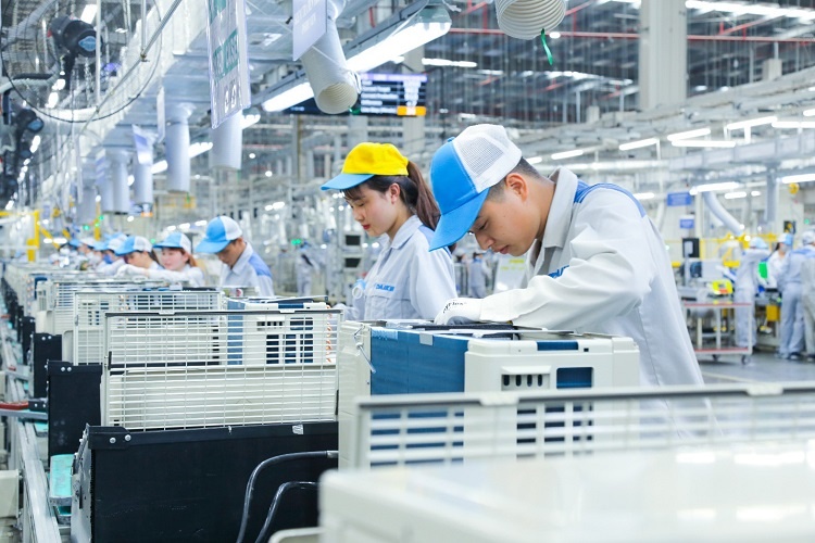 Thủ tướng chỉ đạo n&amp;acirc;ng cao vai tr&amp;ograve; ti&amp;ecirc;n phong của doanh nghiệp Nh&amp;agrave; nước