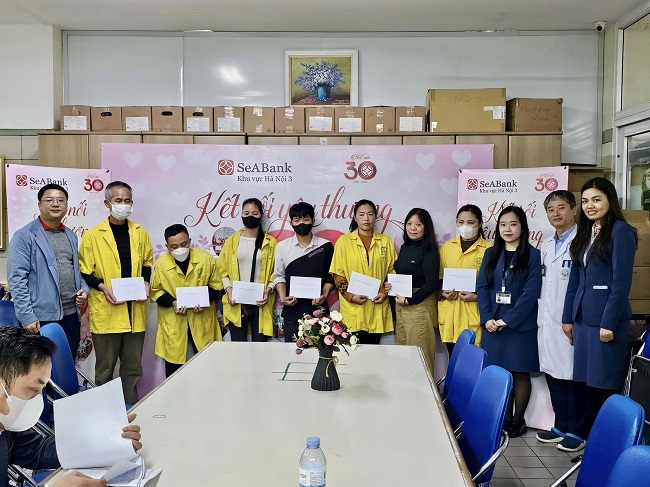 &amp;ldquo;Kết nối Y&amp;ecirc;u thương&amp;rdquo; mang hơi ấm m&amp;ugrave;a xu&amp;acirc;n đến với bệnh nh&amp;acirc;n đang điều trị tại H&amp;agrave; Nội