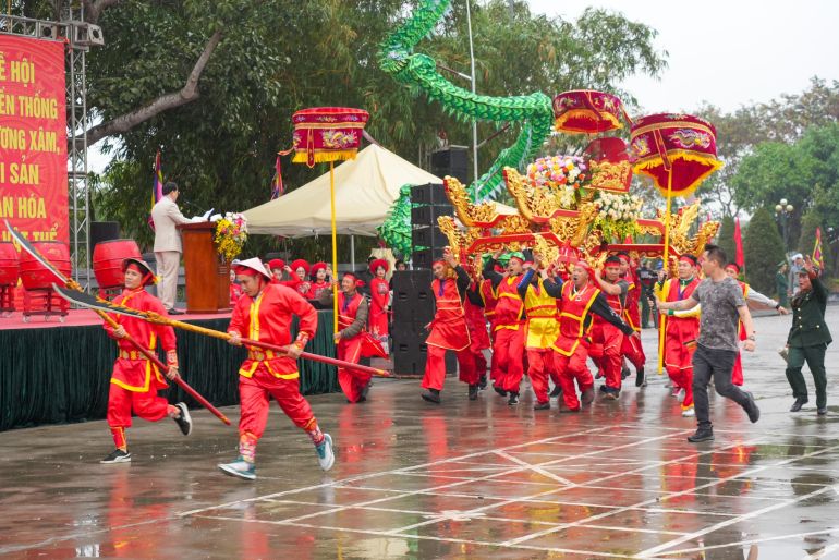 Kiệu bay tại Lễ hội Từ Lương X&amp;acirc;m.