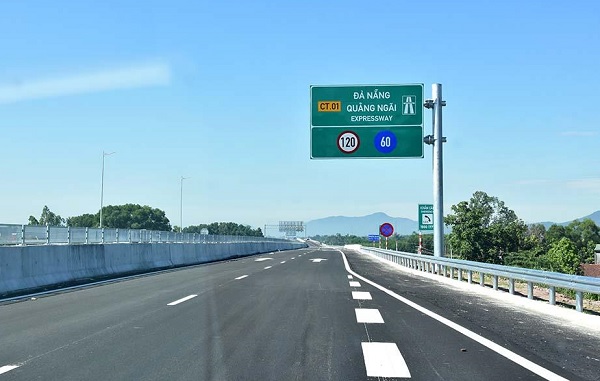Chủ đầu tư, nh&amp;agrave; thầu, tư vấn gi&amp;aacute;m s&amp;aacute;t v&amp;agrave; c&amp;aacute;c đơn vị li&amp;ecirc;n quan đ&amp;atilde; kh&amp;ocirc;ng thực hiện đ&amp;uacute;ng quy định về ph&amp;aacute;p luật x&amp;acirc;y dựng tại Dự &amp;aacute;n cao tốc Đ&amp;agrave; Nẵng- Qu&amp;atilde;ng Ng&amp;atilde;i