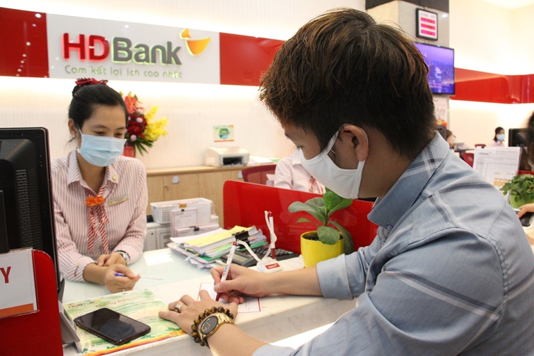 : Th&amp;uacute;c đẩy thanh to&amp;aacute;n kh&amp;ocirc;ng tiền mặt, HDBank triển khai tiếp g&amp;oacute;i dịch vụ ph&amp;iacute; 0 đồng HDBank Pro