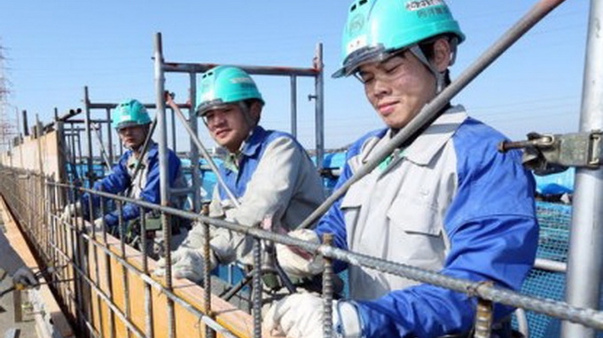 Với những khởi động đầy hứa hẹn của khu kinh tế V&amp;acirc;n Phong năm 2021, Kh&amp;aacute;nh H&amp;ograve;a dự b&amp;aacute;o nhu cầu tuyển dụng nguồn nh&amp;acirc;n lực phục vụ c&amp;ocirc;ng nghiệp x&amp;acirc;y dựng sẽ tăng 30-40% so với năm 2021