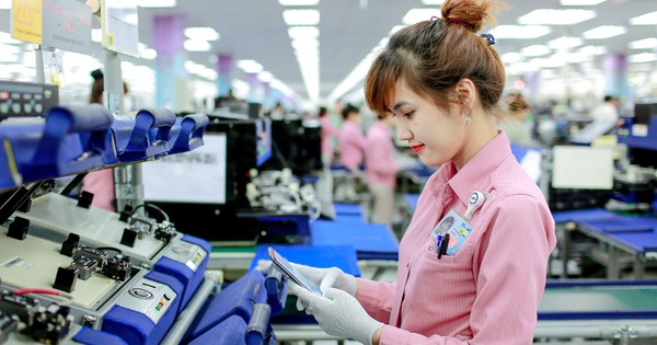 Tỉ lệ phụ nữ Việt tham gia thị trường lao động cao hơn trung b&amp;igrave;nh to&amp;agrave;n cầu