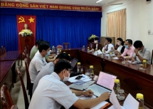 Thanh tra Sở Thông tin - Truyền thông tỉnh Bình Dương làm việc với YouTuber Thơ Nguyễn sau clip "xin vía học giỏi" cho trẻ nhỏ gây xôn xao