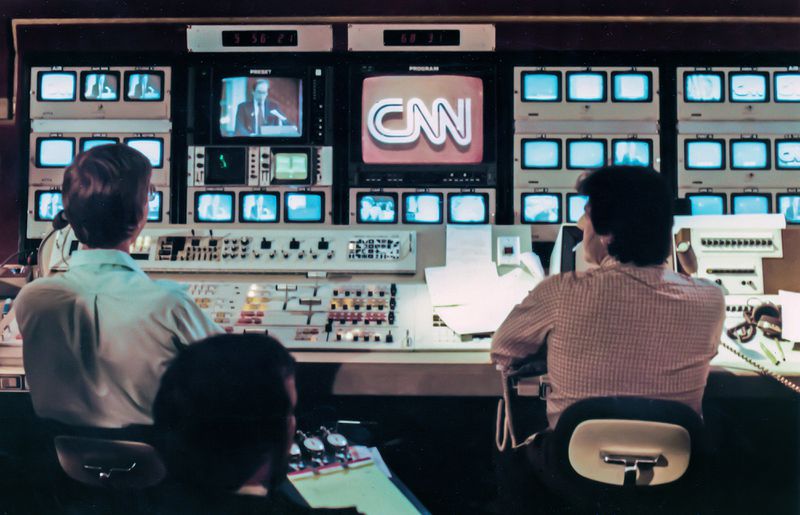 CNN thực sự trở n&amp;ecirc;n nổi tiếng v&amp;agrave; được đ&amp;aacute;nh gi&amp;aacute; l&amp;agrave; k&amp;ecirc;nh tin tức h&amp;agrave;ng đầu thế giới.