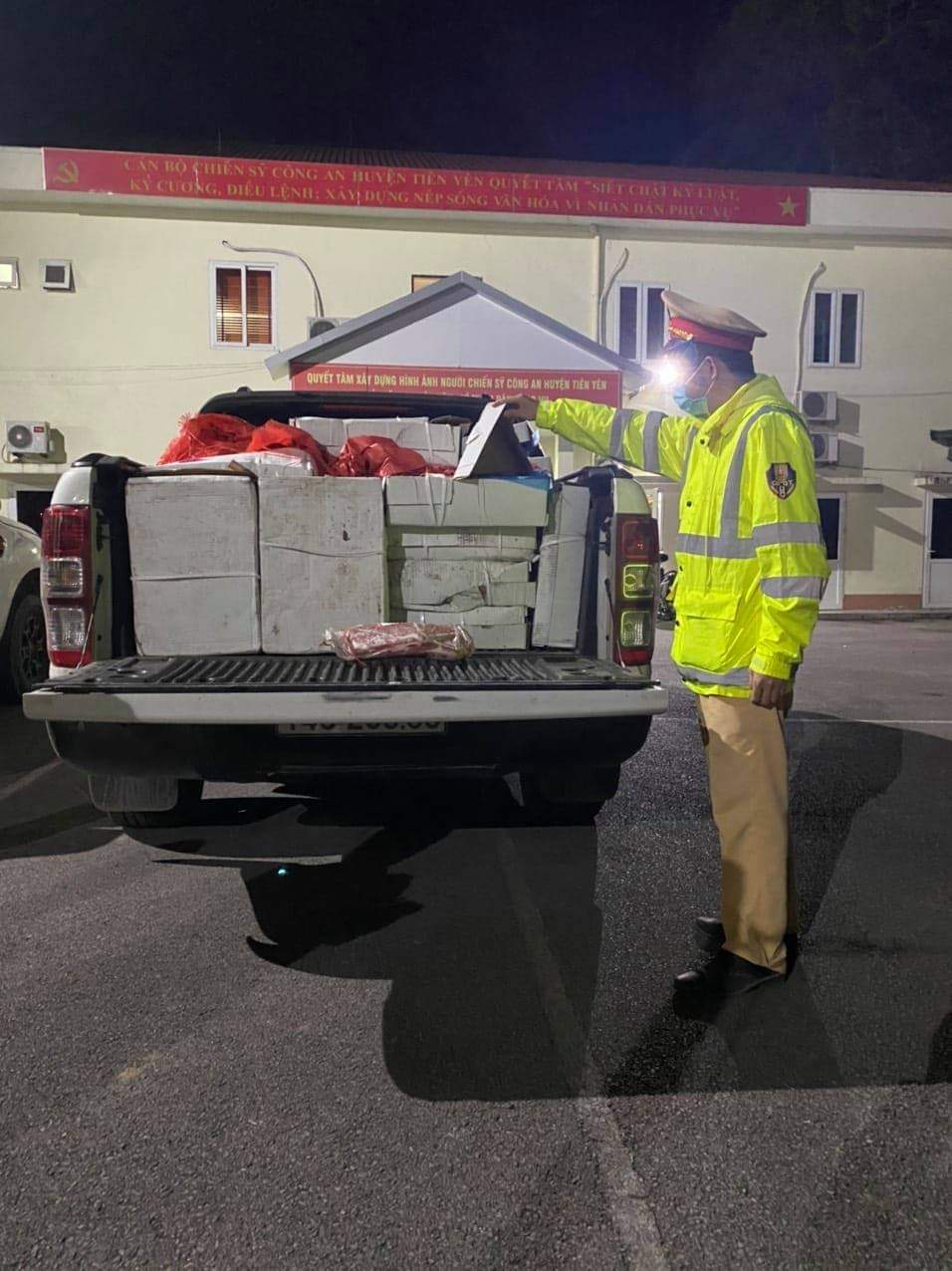 Hàng hóa không hóa đơn, chứng từ chứng minh nguồn gốc tại cơ quan Công an Hàng hóa không hóa đơn, chứng từ chứng minh nguồn gốc tại cơ quan Công an