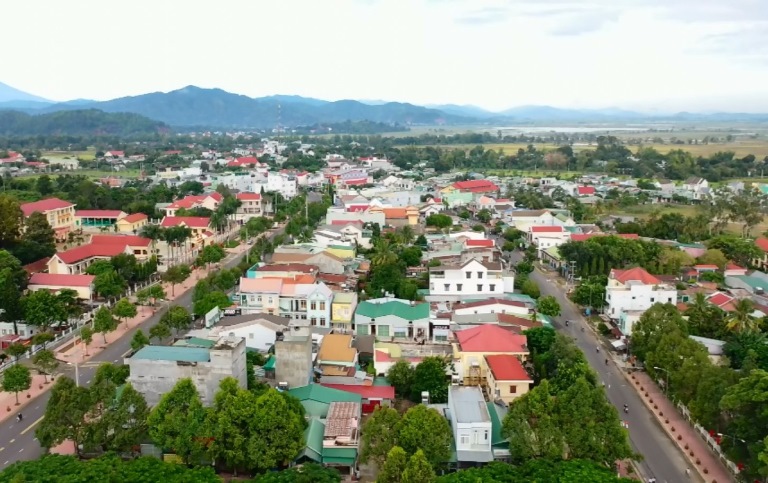 Thị trấn Li&amp;ecirc;n Sơn, huyện Lắk đang từng ng&amp;agrave;y đổi mới