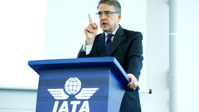 Alexandre de Juniac, Tổng gi&amp;aacute;m đốc v&amp;agrave; Gi&amp;aacute;m đốc điều h&amp;agrave;nh của IATA, gọi thử nghiệm v&amp;eacute; du lịch l&amp;agrave;