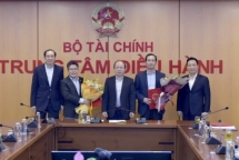 Khẩn trương đưa Sở Giao dịch Chứng khoán Việt Nam đi vào hoạt động