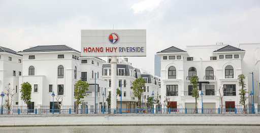 C&amp;ocirc;ng ty CP Đầu tư Dịch vụ Ho&amp;agrave;ng Huy