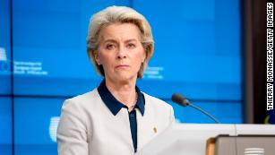 Chủ tịch Ủy ban Ch&amp;acirc;u &amp;Acirc;u Ursula von der Leyen ng&amp;agrave;y 25 th&amp;aacute;ng 2 năm 2022 tại Brussels, Bỉ.