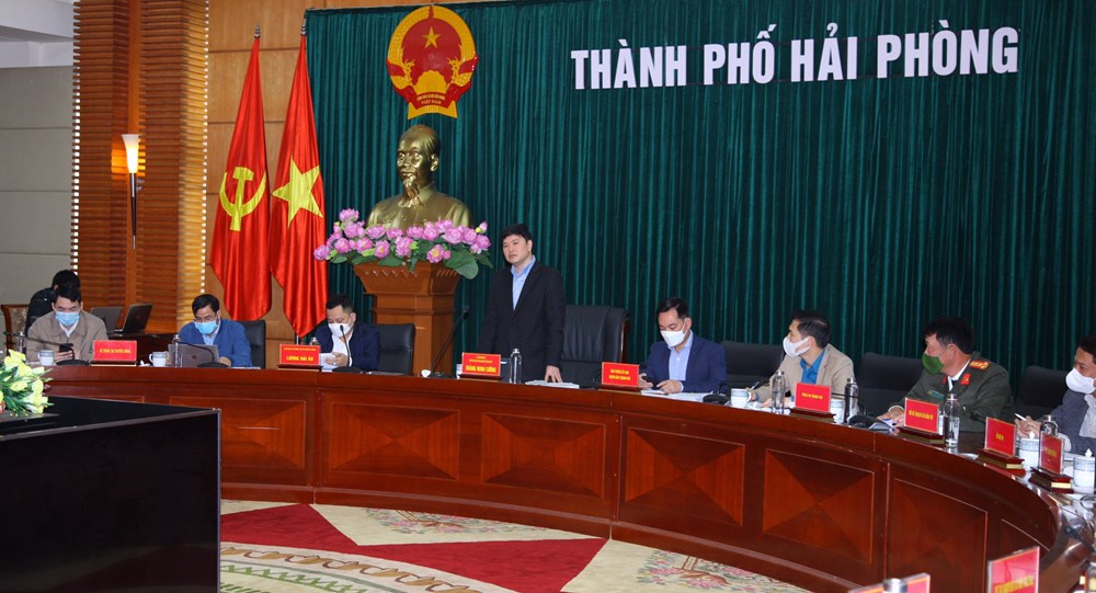 Ph&amp;oacute; Chủ tịch UBND th&amp;agrave;nh phố Ho&amp;agrave;ng Minh Cường &amp;ndash; Ph&amp;oacute; Trưởng ban Thường trực Ban Chỉ đạo ph&amp;aacute;t biểu tại cuộc họp.