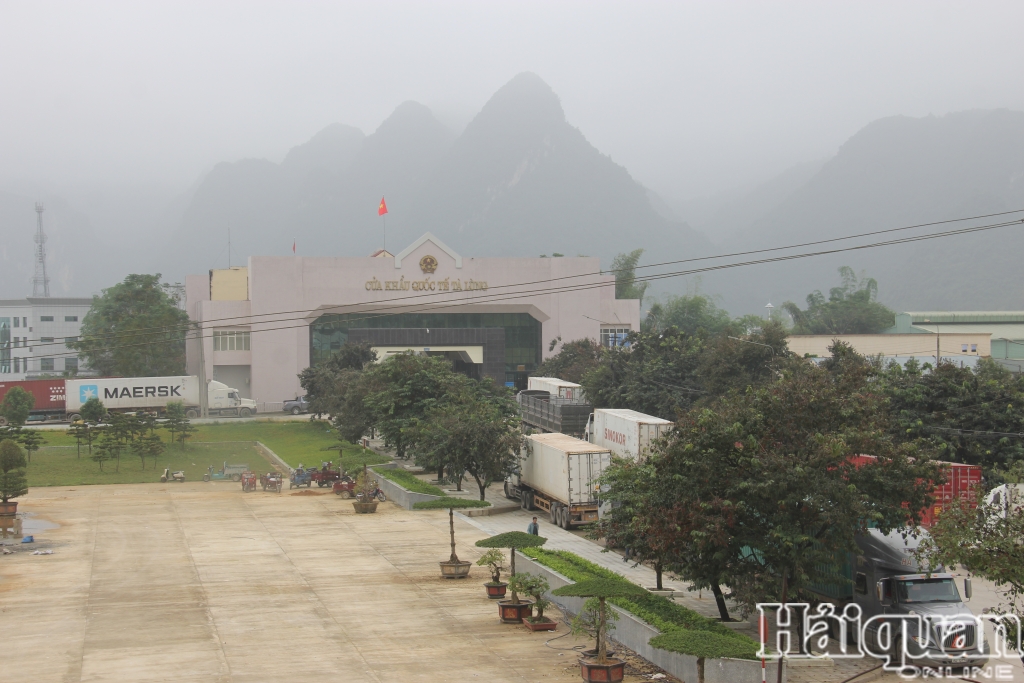 Khu vực cửa khẩu T&amp;agrave; L&amp;ugrave;ng