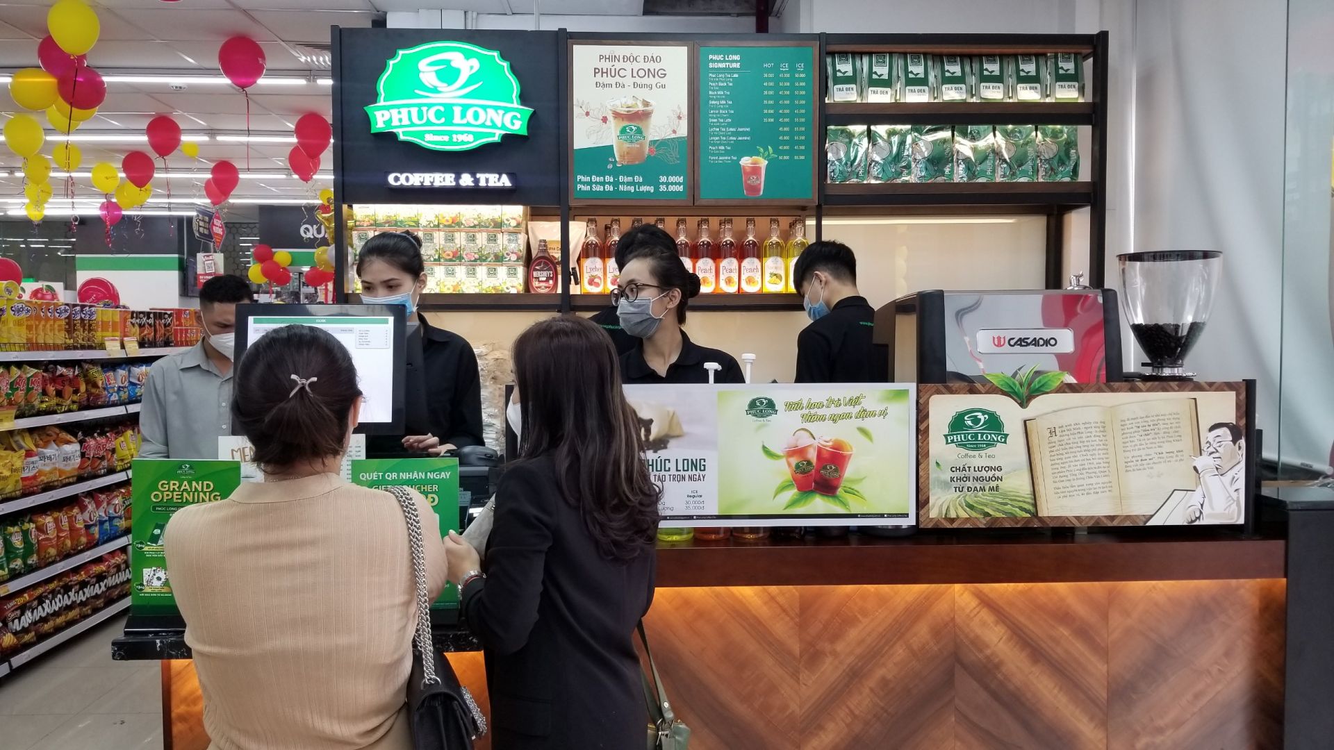 Cửa h&amp;agrave;ng WinMart+ t&amp;iacute;ch hợp Kiosk Ph&amp;uacute;c Long