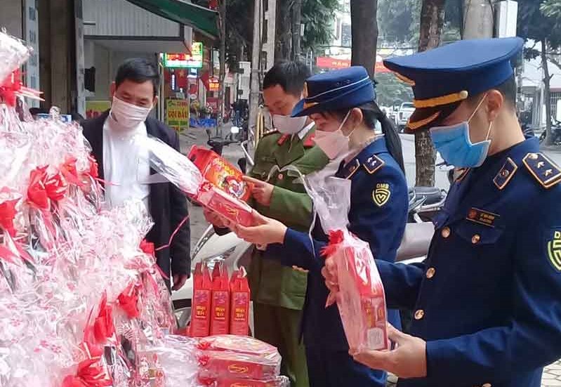 Đội Quản l&amp;yacute; thị trường số 1 (Cục Quản l&amp;yacute; thị trường tỉnh) kiểm tra, kiểm so&amp;aacute;t thị trường tại TP H&amp;ograve;a B&amp;igrave;nh.