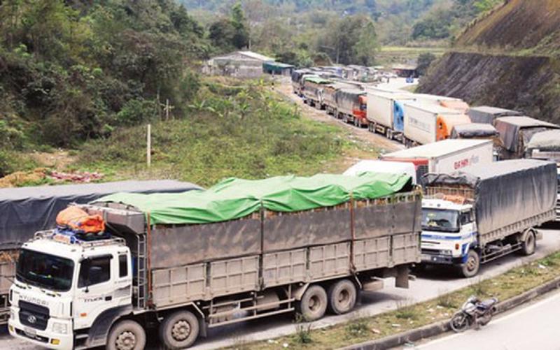 Giải ph&amp;aacute;p để n&amp;ocirc;ng sản kh&amp;ocirc;ng &amp;ugrave;n tắc ở cửa khẩu