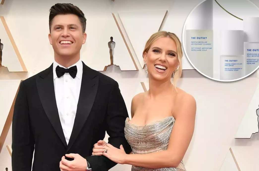 Scarlett Johannson ra mắt dòng sản phẩm chăm sóc da The Outset vào ngày 1 tháng 3 - người chồng Colin Jost bị ám ảnh bởi kem dưỡng mắt. Scarlett Johannson ra mắt dòng sản phẩm chăm sóc da The Outset vào ngày 1 tháng 3 - người chồng Colin Jost bị ám ảnh bởi kem dưỡng mắt.