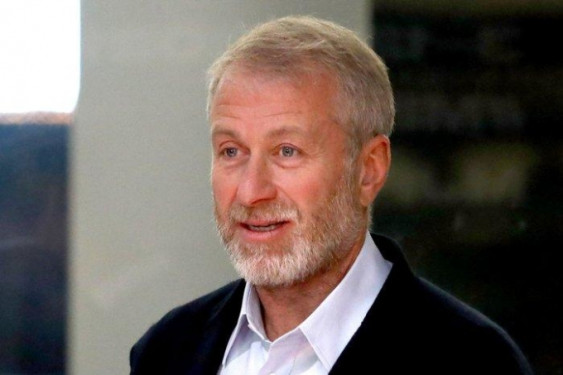 Abramovich bị tước quyền sở hữu Chelsea