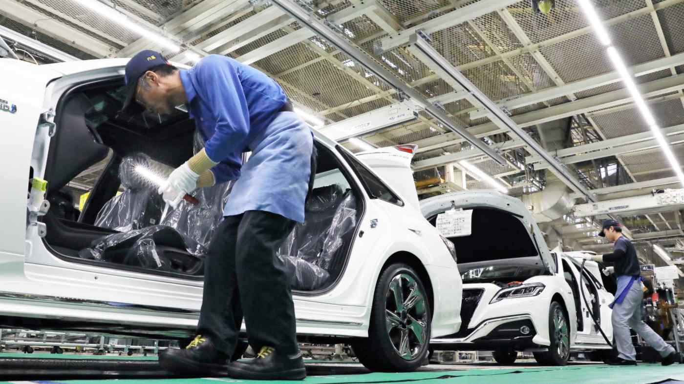 Toyota Motor đang c&amp;oacute; kế hoạch giảm sản lượng nội địa khoảng 20% ​​v&amp;agrave;o th&amp;aacute;ng 4, khoảng 10% v&amp;agrave;o th&amp;aacute;ng 5 v&amp;agrave; khoảng 5% v&amp;agrave;o th&amp;aacute;ng 6 so với kế hoạch trước đ&amp;oacute;.