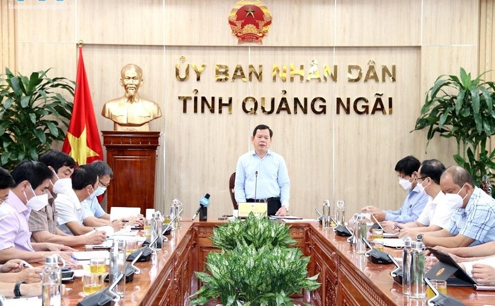 Chủ tịch UBND tỉnh Đặng Văn Minh chủ tr&amp;igrave; cuộc họp để chỉ đạo triển khai c&amp;aacute;c nhiệm vụ li&amp;ecirc;n quan đến dự &amp;aacute;n đường bộ cao tốc Bắc- Nam đoạn qua địa b&amp;agrave;n tỉnh Quảng Ng&amp;atilde;i.
