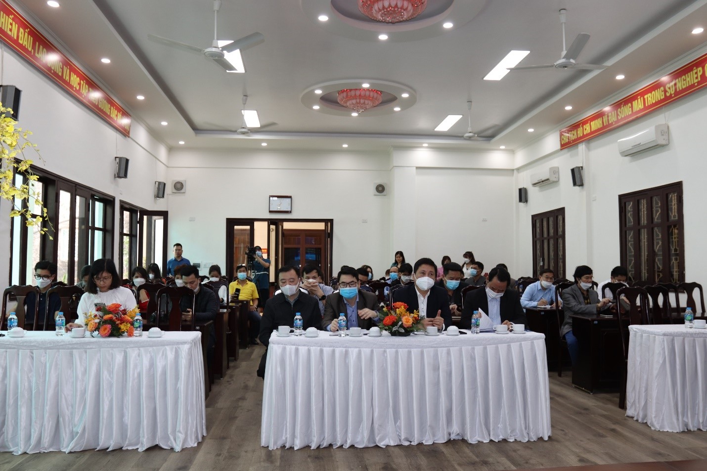 Quang cảnh Hội nghị