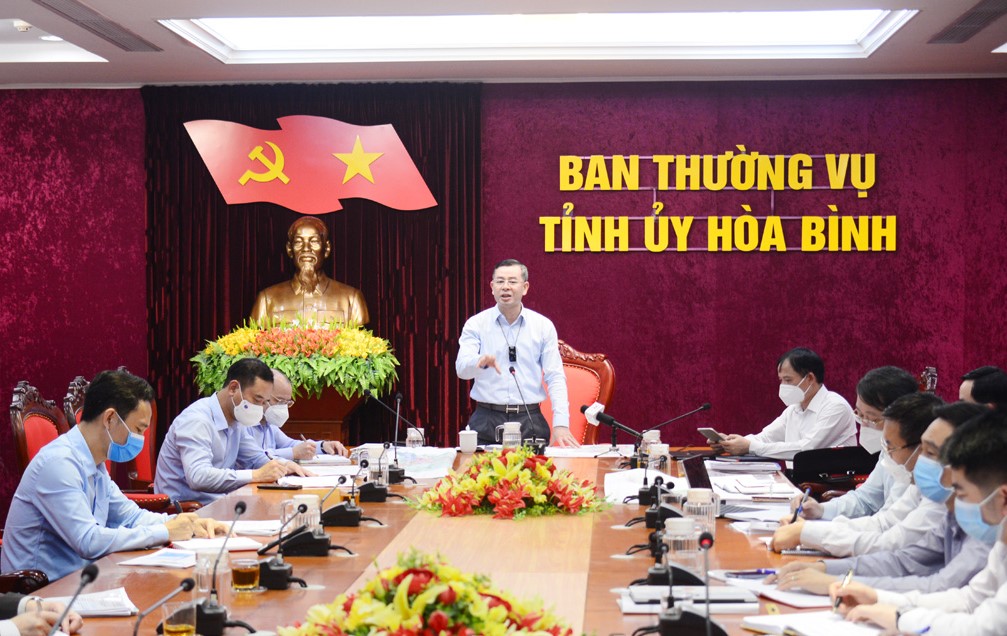 &amp;Ocirc;ng Ng&amp;ocirc; Văn Tuấn, Ủy vi&amp;ecirc;n BCH T.Ư Đảng, B&amp;iacute; thư Tỉnh ủy, Trưởng Ban chỉ đạo quy hoạch tỉnh H&amp;ograve;a B&amp;igrave;nh ph&amp;aacute;t biểu kết luận buổi l&amp;agrave;m việc.