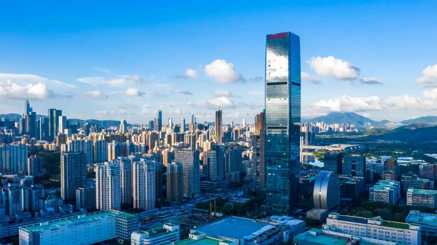 Th&amp;acirc;m Quyến l&amp;agrave; qu&amp;ecirc; hương của 113 tỷ ph&amp;uacute; thế giới, vượt ra ngo&amp;agrave;i New York v&amp;agrave; nằm trong top ba th&amp;agrave;nh phố ưa th&amp;iacute;ch của giới si&amp;ecirc;u gi&amp;agrave;u sinh sống, sau Bắc Kinh v&amp;agrave; Thượng Hải. &amp;copy; AP