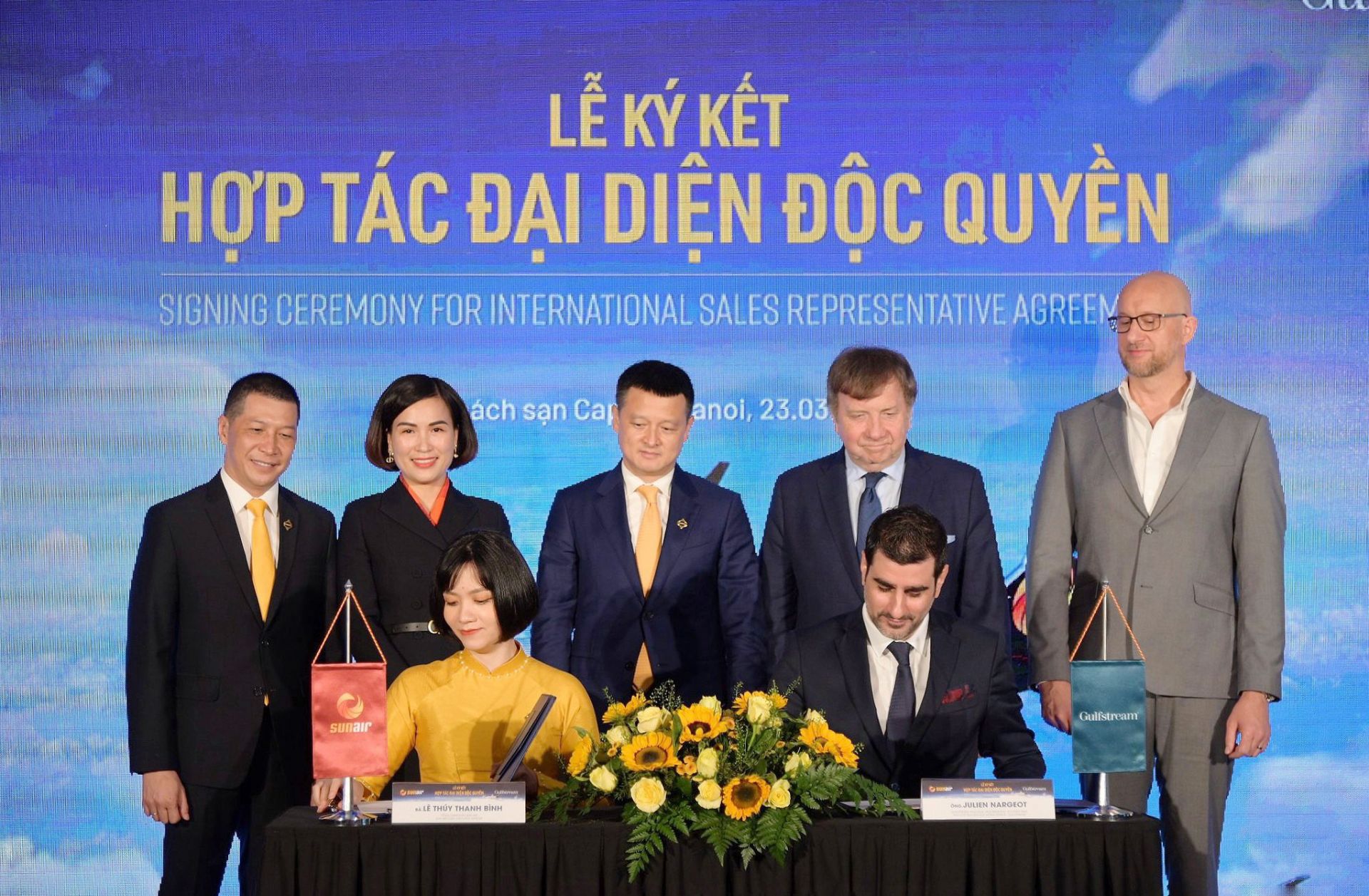 Lễ k&amp;yacute; kết hợp t&amp;aacute;c đại diện độc quyền Sun Air v&amp;agrave; Gulfstream