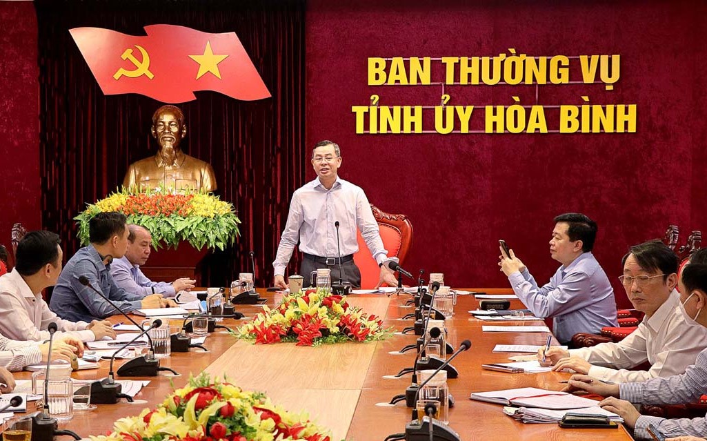 &amp;Ocirc;ng Ng&amp;ocirc; Văn Tuấn, Ủy vi&amp;ecirc;n BCH T.Ư Đảng, B&amp;iacute; thư Tỉnh uỷ H&amp;ograve;a B&amp;igrave;nh ph&amp;aacute;t biểu kết luận buổi l&amp;agrave;m việc.