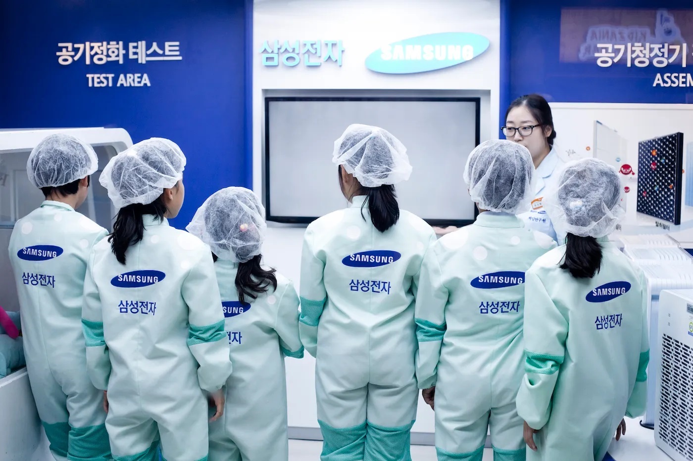 H&amp;agrave;ng năm, mức lương trung b&amp;igrave;nh của nh&amp;acirc;n vi&amp;ecirc;n Samsung dao động trong khoảng 133 triệu won đến 138 triệu won.