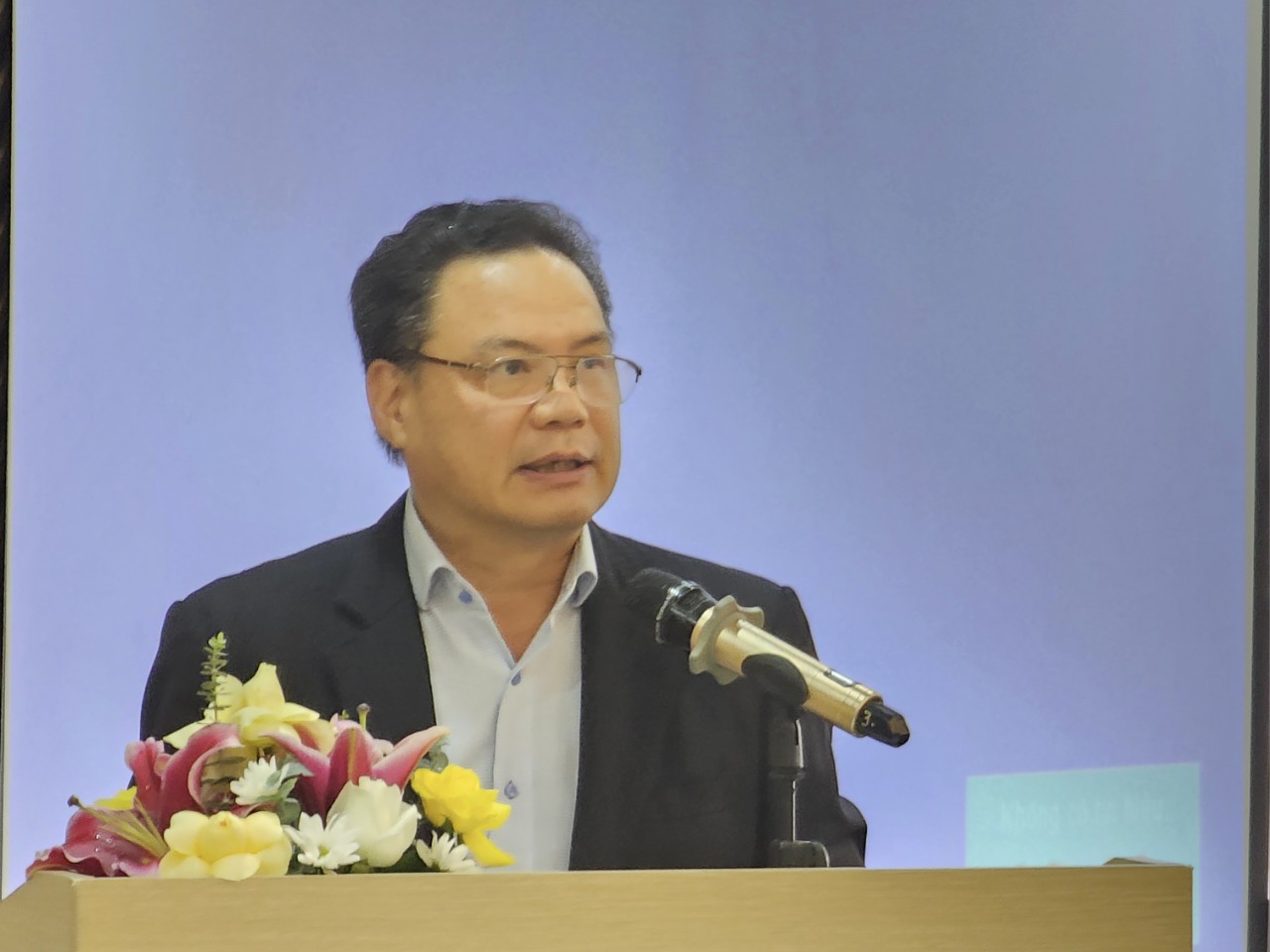 &amp;Ocirc;ng L&amp;ecirc; Văn Thanh - Thứ trưởng Bộ LĐ-TB&amp;amp;XH ph&amp;aacute;t biểu tại hội nghị