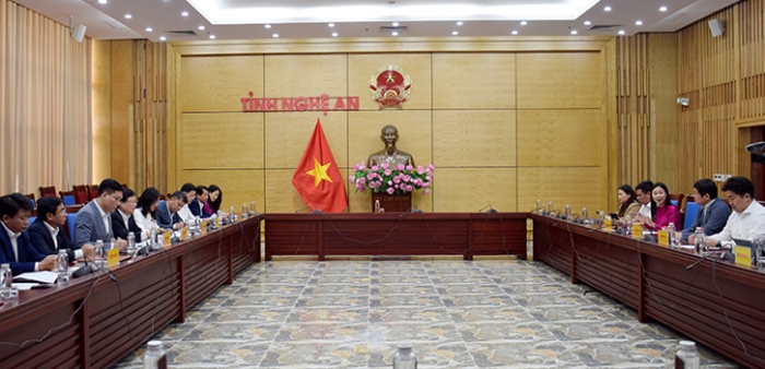 Tập đo&amp;agrave;n b&amp;aacute;n lẻ Y-mart, th&amp;agrave;nh phố Gwangju (H&amp;agrave;n Quốc) đ&amp;atilde; l&amp;agrave;m việc  với UBND tỉnh Nghệ An để t&amp;igrave;m hiểu về tiềm năng hợp t&amp;aacute;c đầu tư