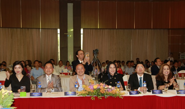 c&amp;aacute;c th&amp;agrave;nh vi&amp;ecirc;n BGK tại Chung kết chương tr&amp;igrave;nh